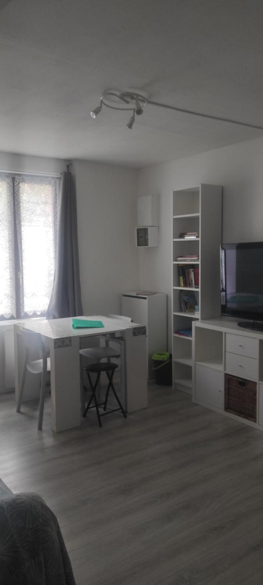 Superbe Appartement En Plein Centre Ville Viarmes Exterior photo